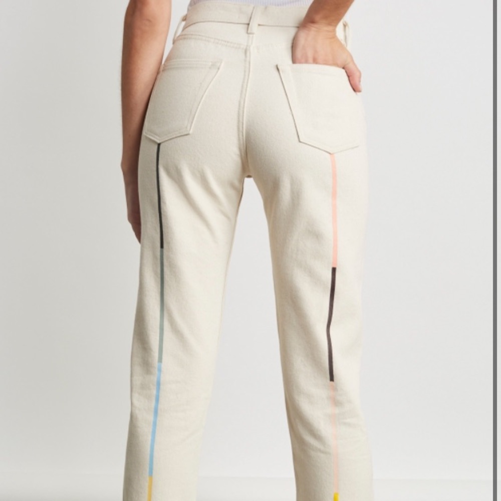 Still Here Cloud Rainbow Tate Crop